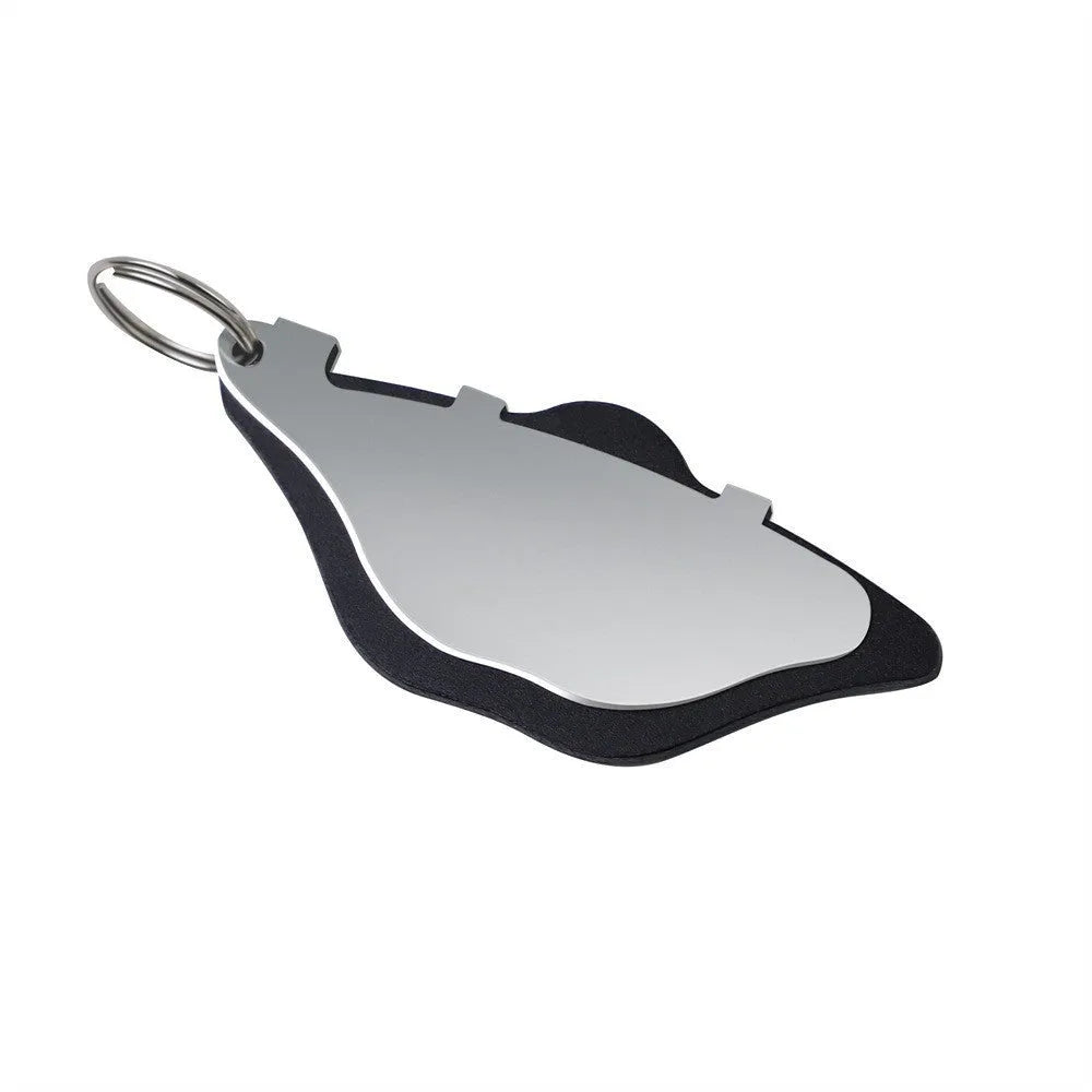Mountain bike disc brake pads with scratch-resistant metal construction in black or orange colour