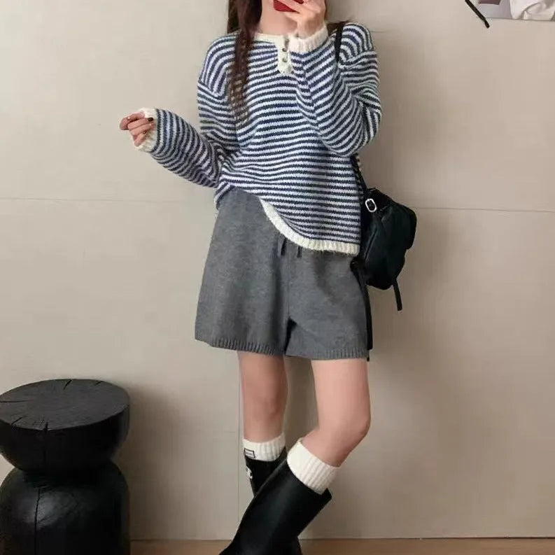 Women's striped cashmere retro sweater with loose fit and plaid patterns