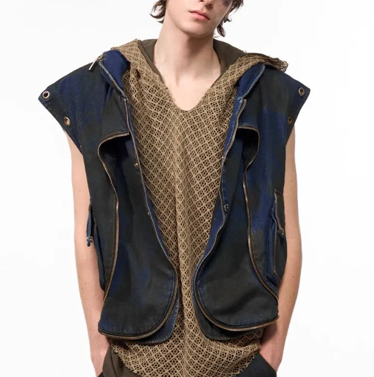 Blue hooded denim vest and matching trousers set with front zipper closure in Korean style