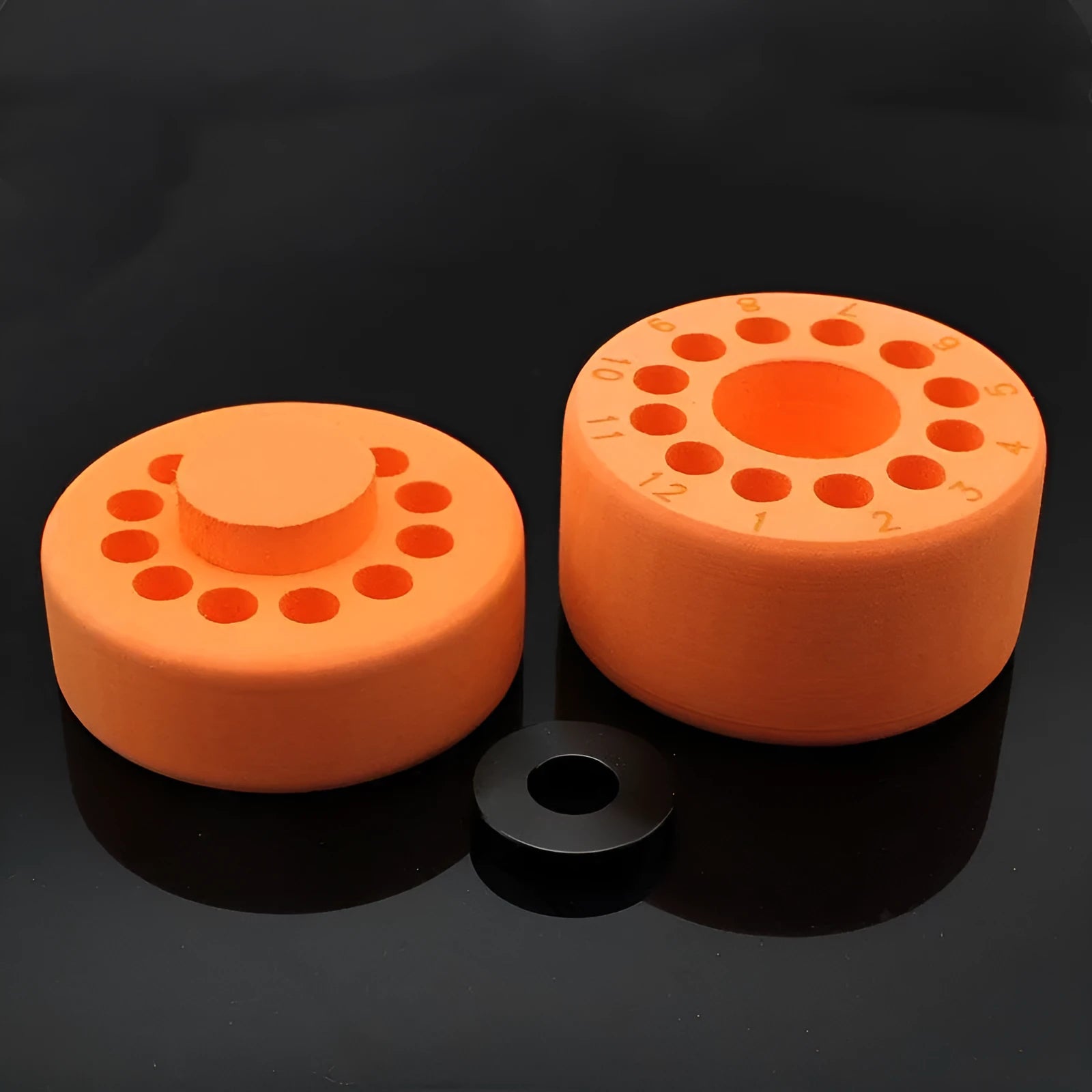 Orange and blue laboratory cooling box for gradient freezing procedures