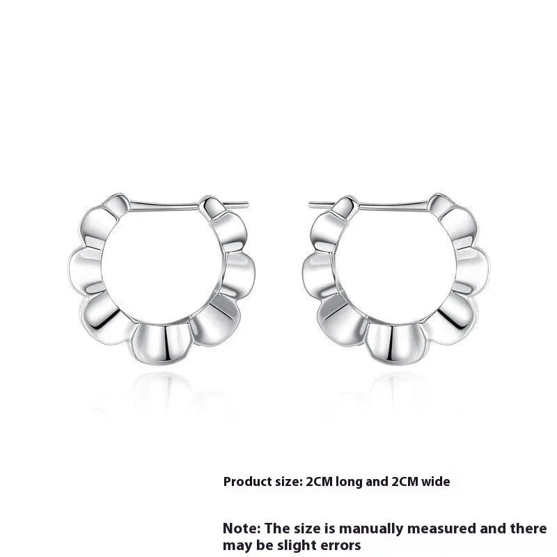 Geometric sterling silver earrings with round elements and electroplated finish