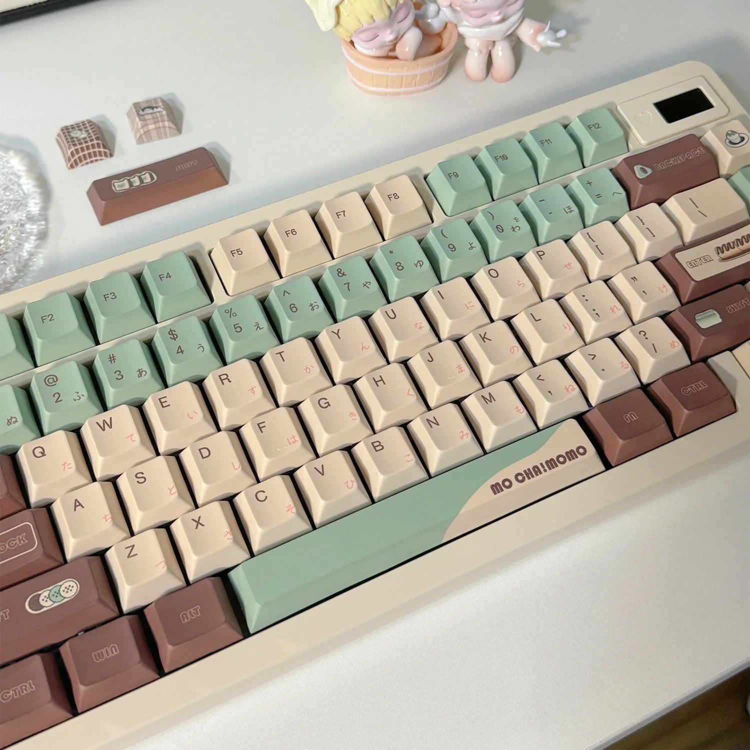 Matcha Theme coloured mechanical keyboard keycaps with five-sided sublimation printing and key puller tool