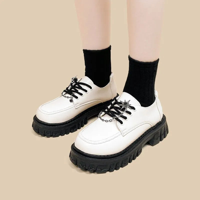 Women's preppy JK style loafers with cross strap and round toe in Duke Asterism colour