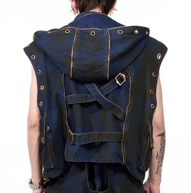 Blue hooded denim vest and matching trousers set with front zipper closure in Korean style