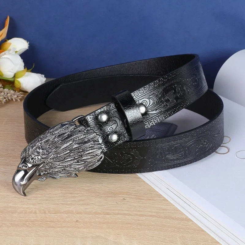 Men's leather belt with detailed cow head buckle in black or brown colour options