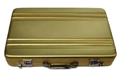 Aluminium alloy metal card holder in red, blue, black, silver, pink or gold colour measuring 100x65x16mm