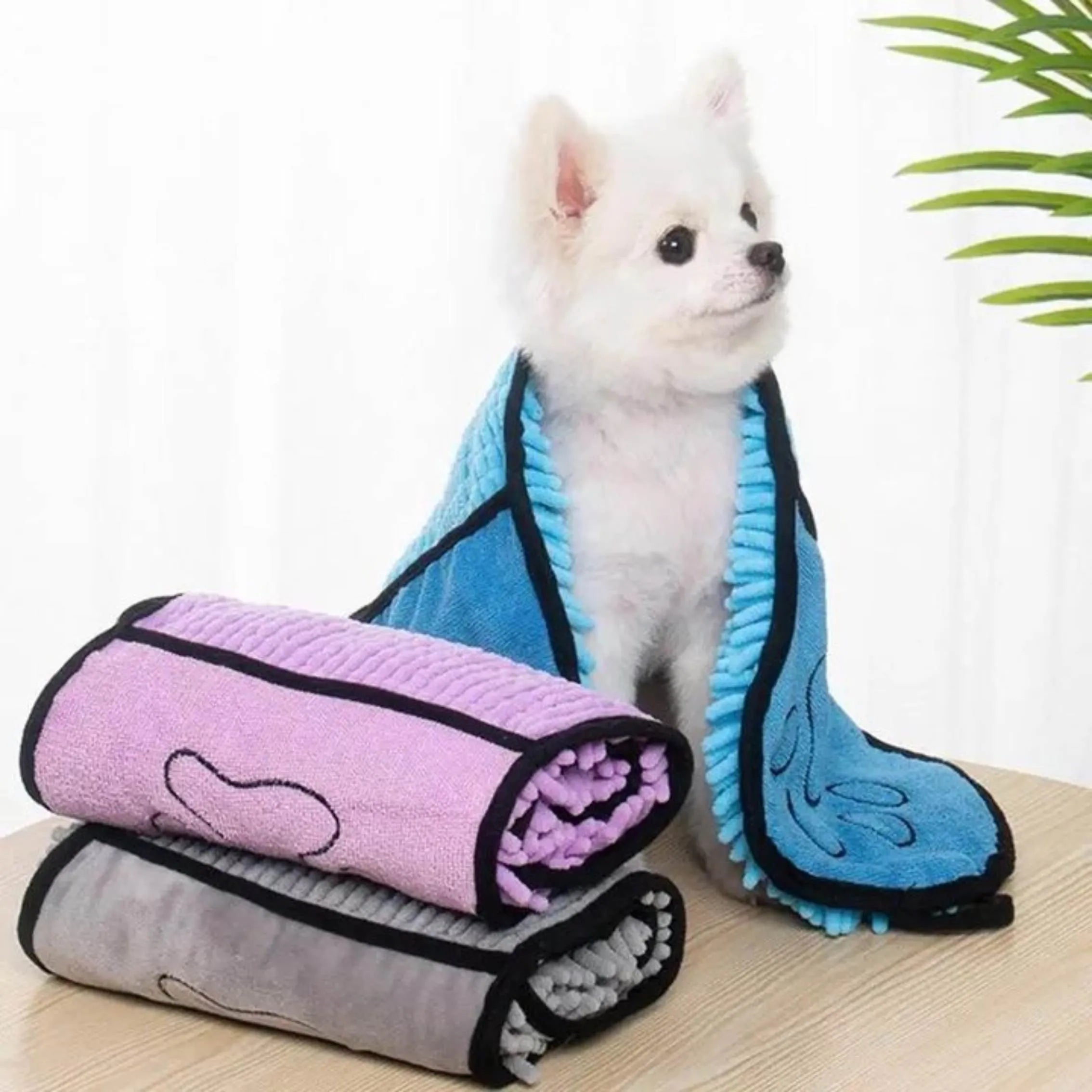 Pet bath robe towel in blue measuring 62 x 23 cm for quick drying after bathing