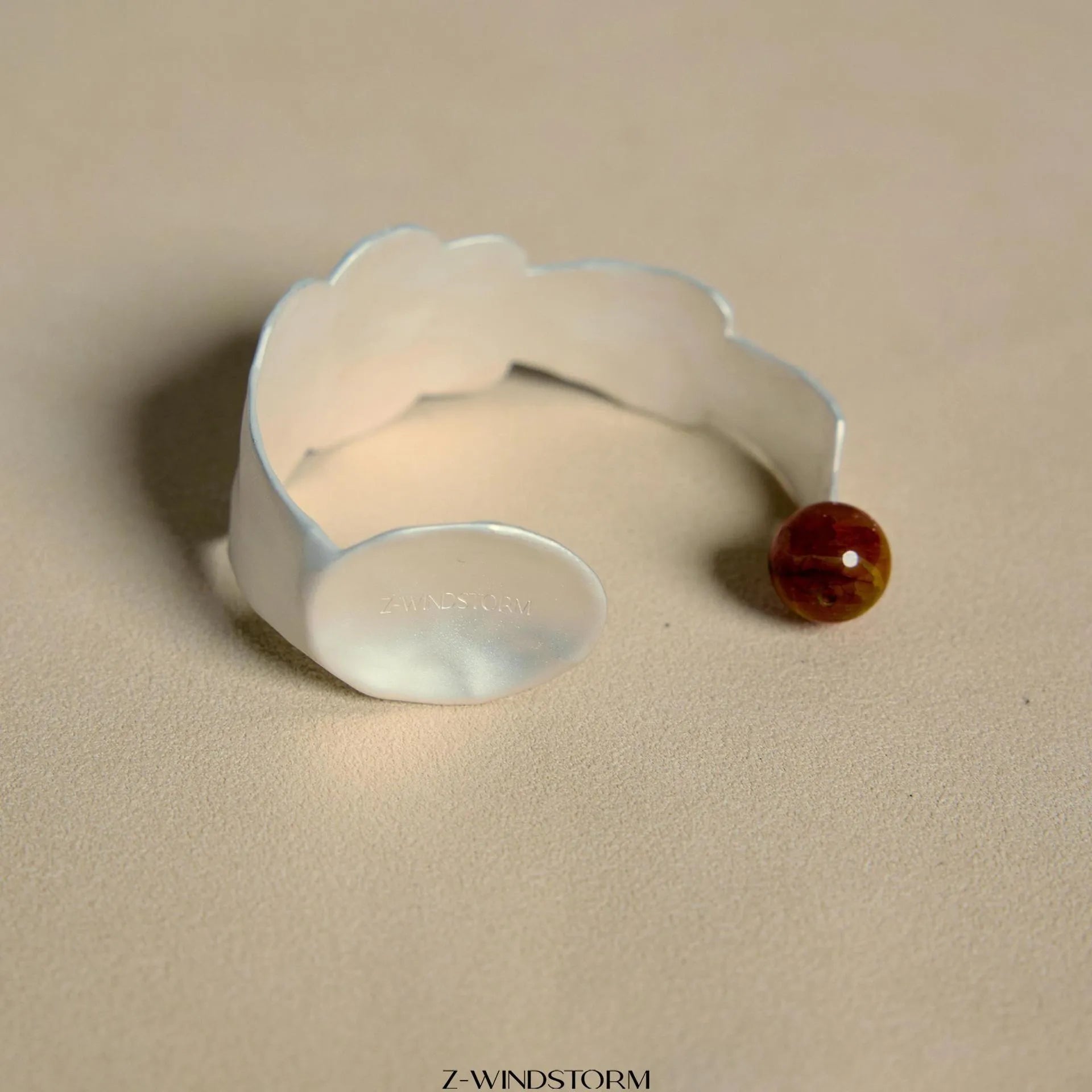 Small round spoon stewed pork shaped electroplated alloy ring and bracelet set with diamond charms