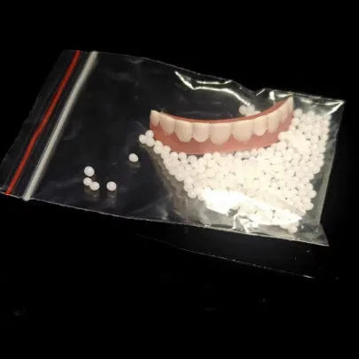 Silicone simulation smile dentures tooth socket for dental training with upper and lower teeth