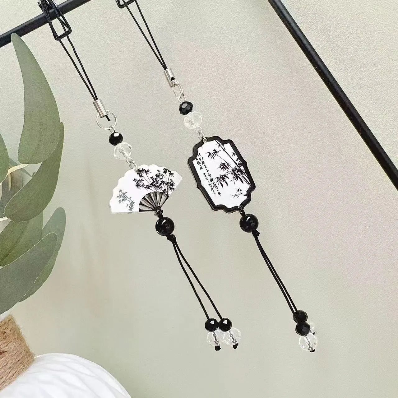 Guofeng pendant keychain with Chinese style floral bead decoration for schoolbags