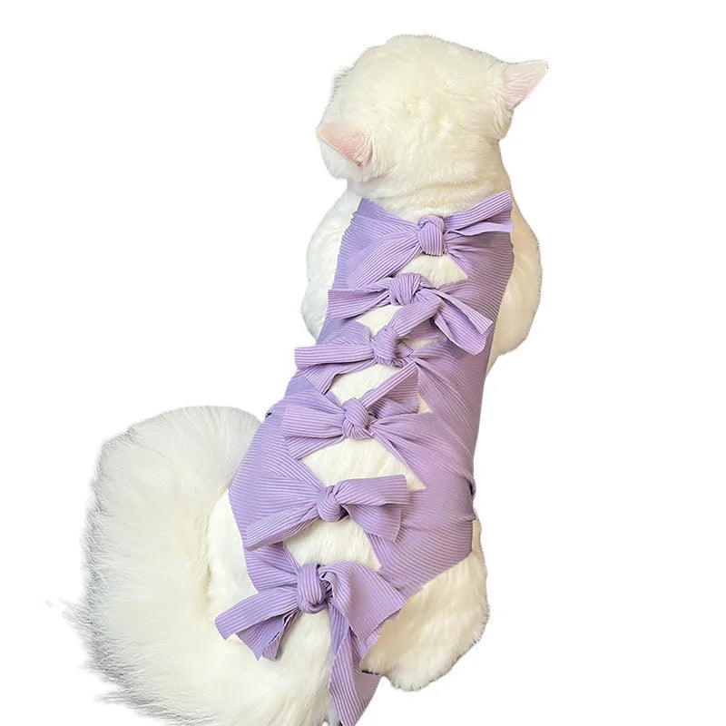 Lace-up cat sterilisation clothing in polyester fabric for post-operation recovery with adjustable closure