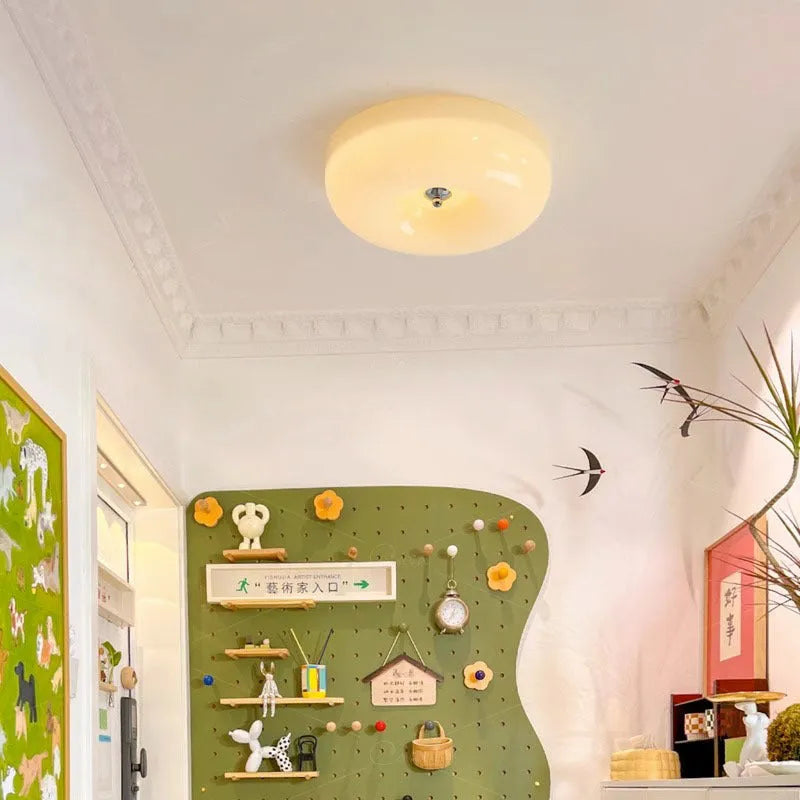 Cream American-style bedroom ceiling lamp with three-colour light selection