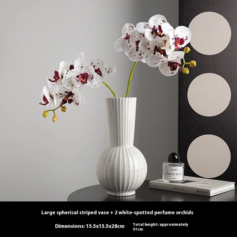 White American country style ceramic ball striped vase for table decoration