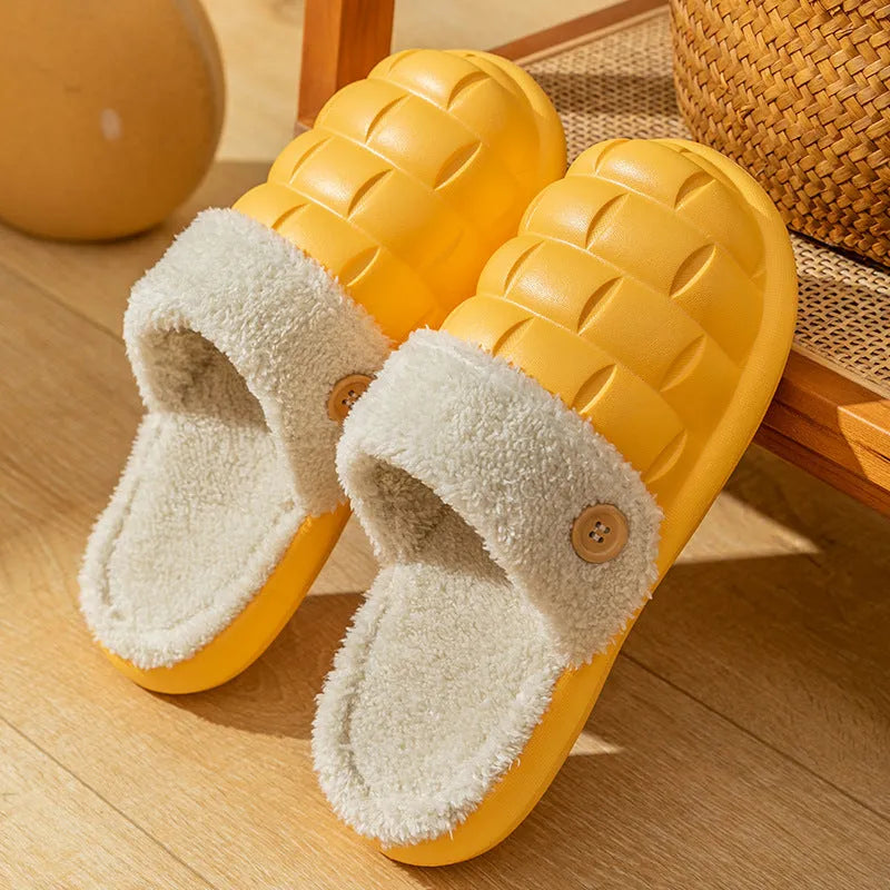 Plaid-patterned detachable women's slippers with plush lining and a textured EVA sole.