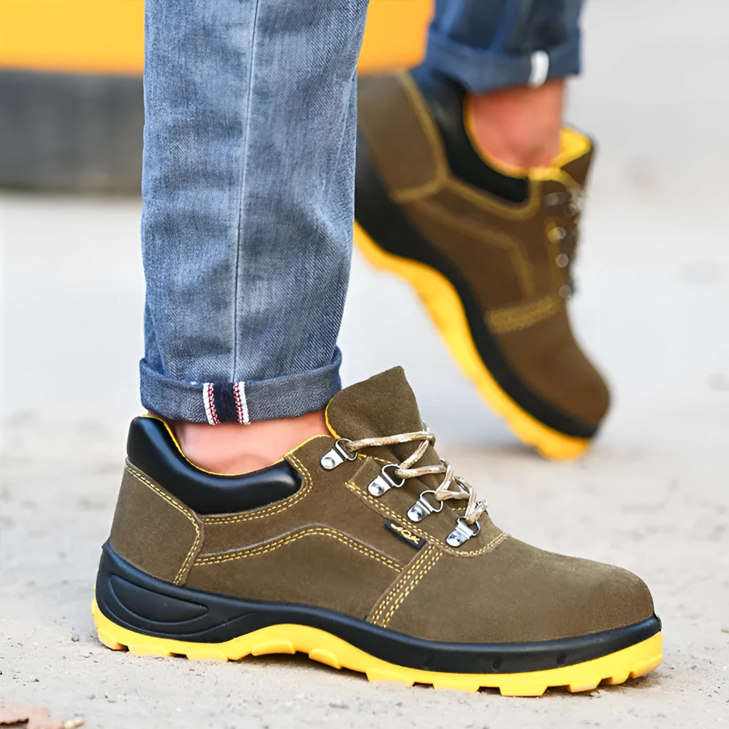 Bronze cow suede steel toe safety boots with anti-skid sole for workplace protection