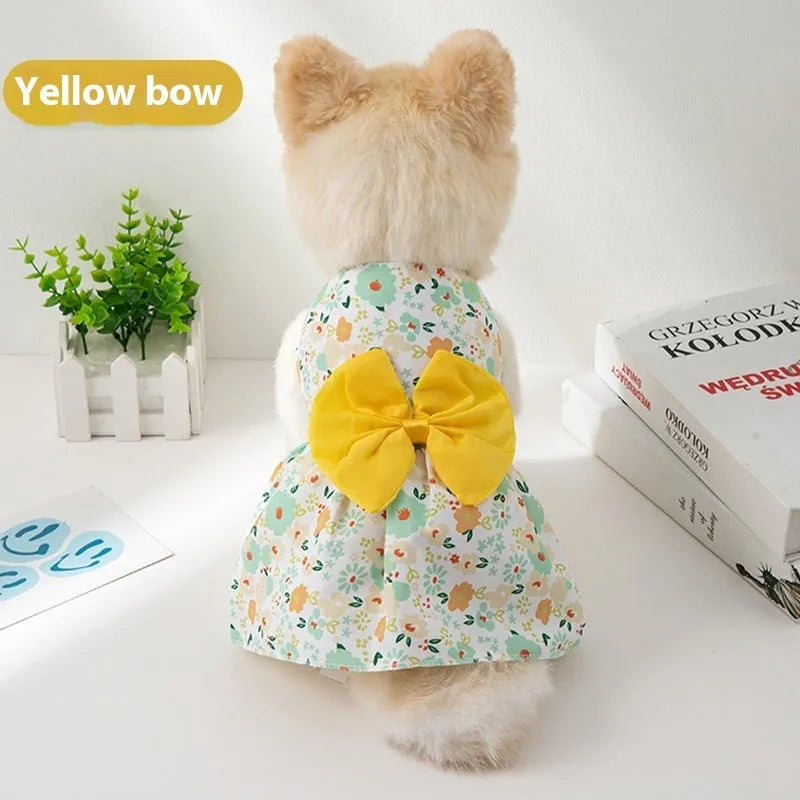 Summer pet dress with floral butterfly design and princess-style knot for dogs and cats