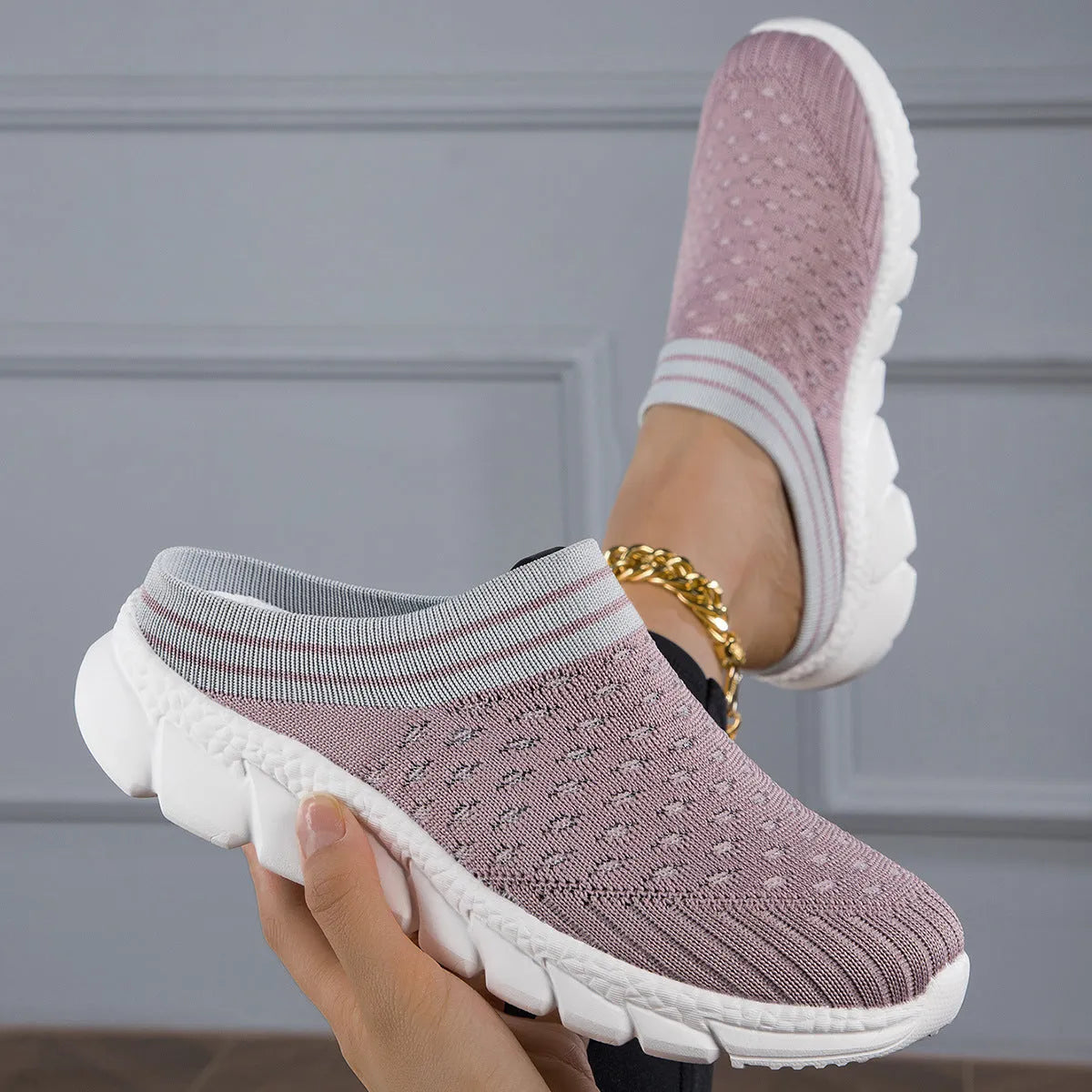 Women's black Flyknit slipper shoes with hollowed-out pattern and lightweight sole