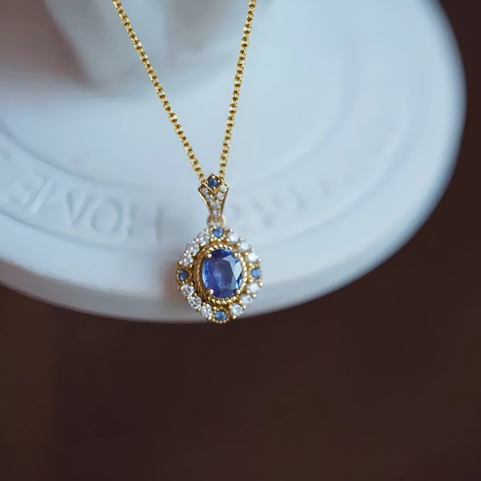 Royal style women's necklace with mixed gem zircon pendant on yellow gold adjustable box chain