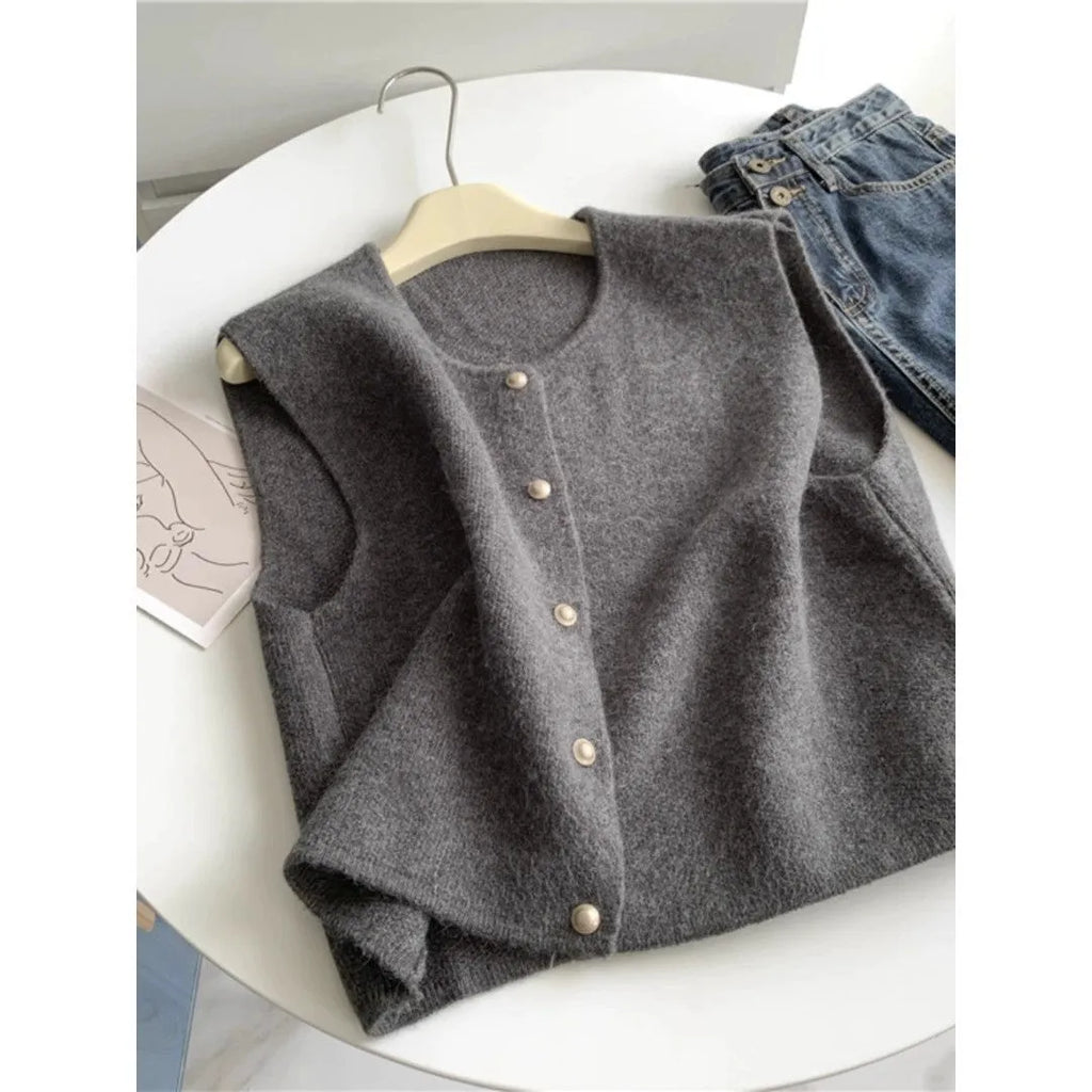 Women's casual polyester pullover top with half sleeves and V-neck in six colour options