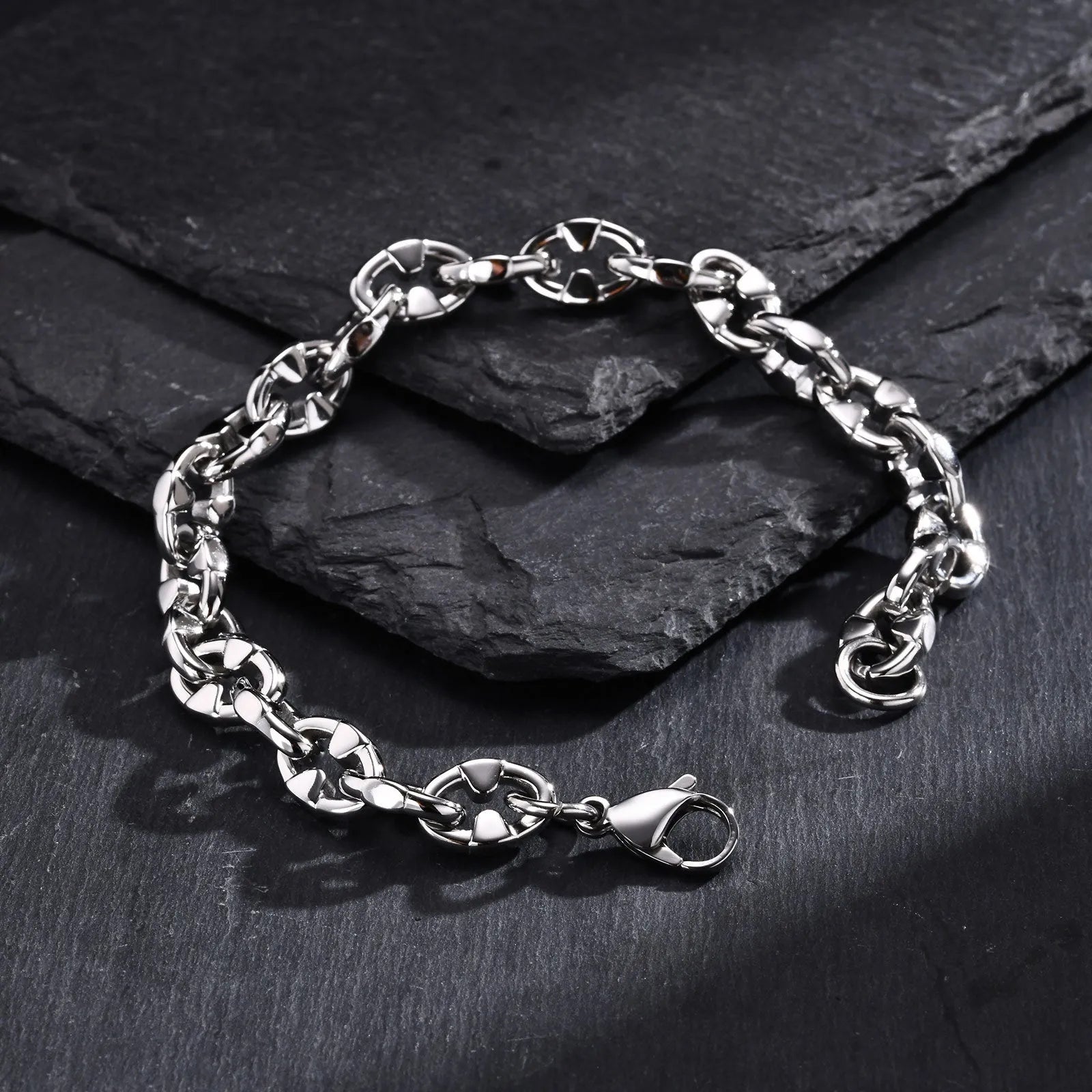 Men's stainless steel thick chain bracelet with geometric design and steel colour finish