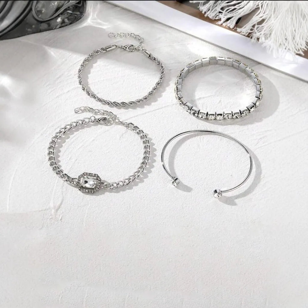 Women's retro geometric alloy bracelet set with four matching jewellery pieces in gold colour