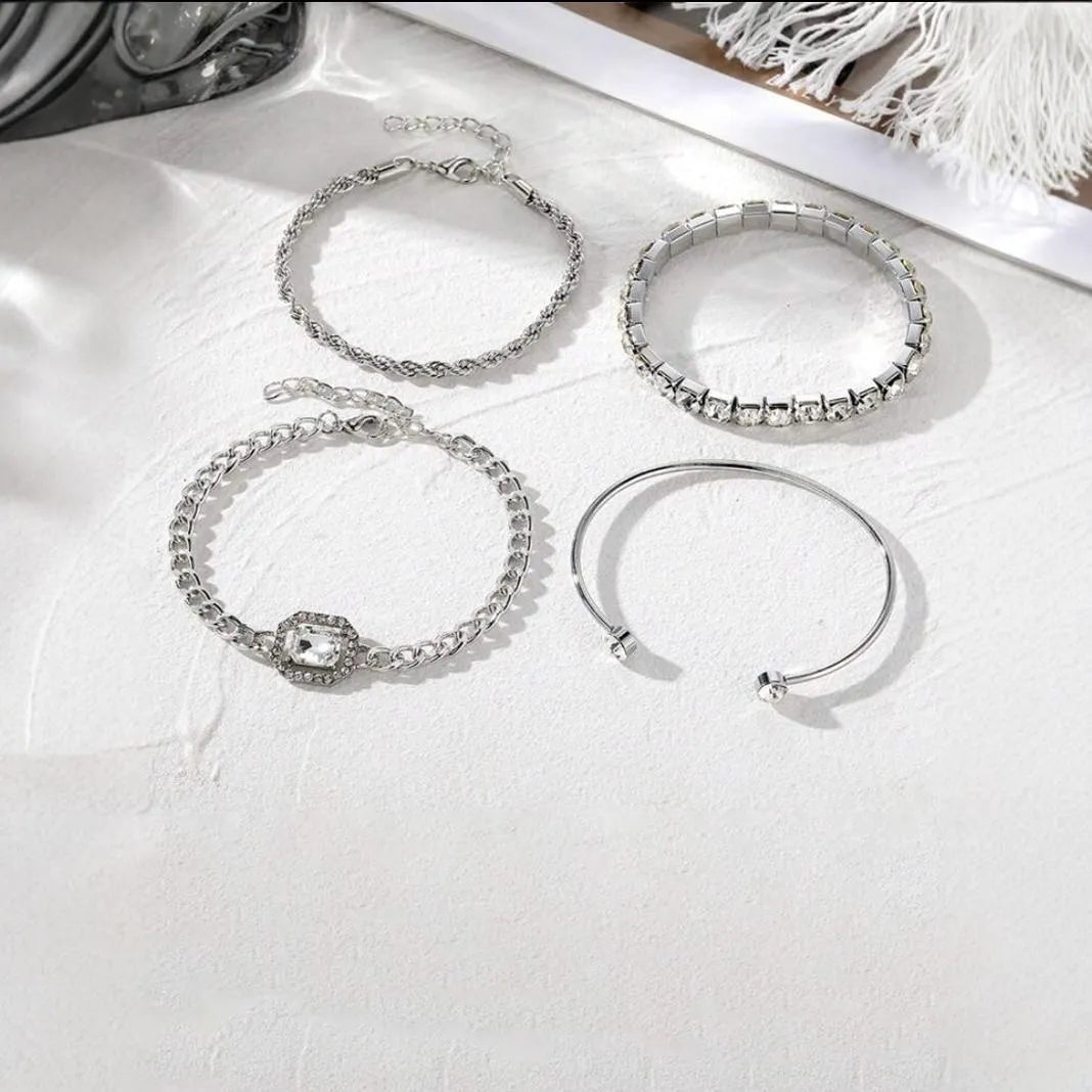 Women's retro geometric alloy bracelet set with four matching jewellery pieces in gold colour