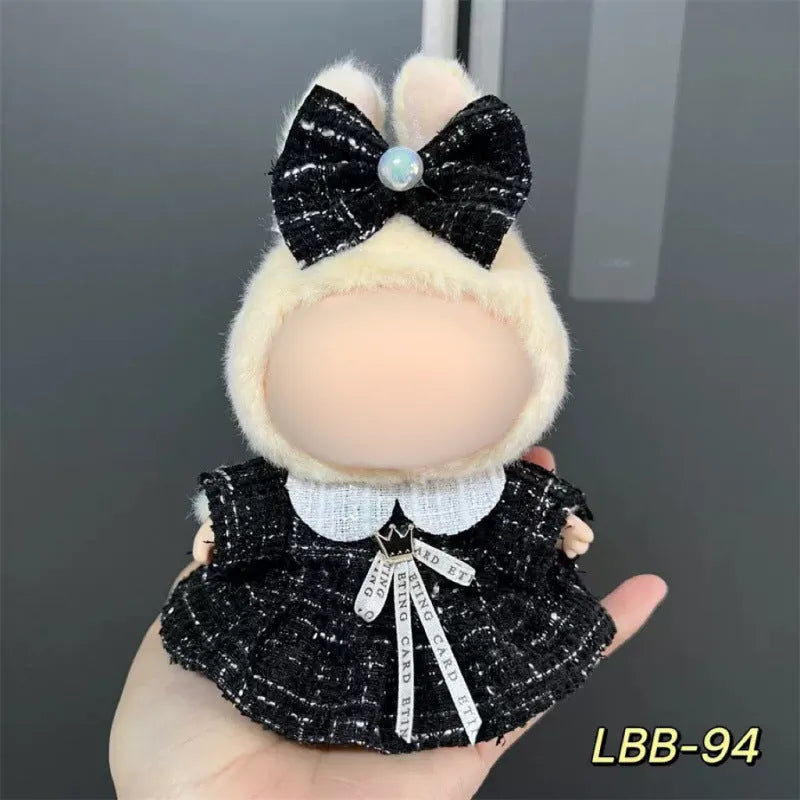 Plastic clothes for 17cm tall vinyl figurines in various style options