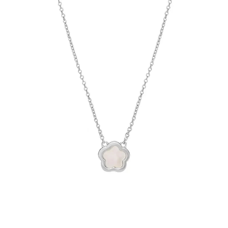 White mother of pearl shell flower necklace with copper O-chain in gold or silver finish