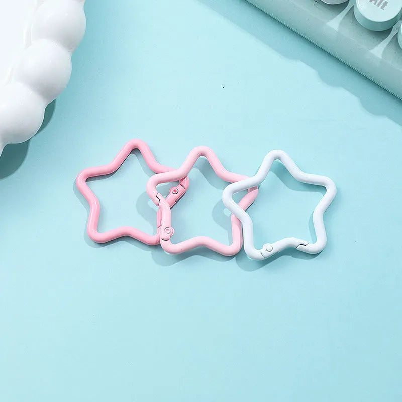 Zinc alloy five-pointed star keychain in multiple colour options