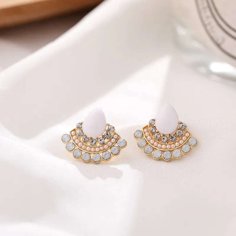 Women's retro fan-shaped rhinestone earrings with electroplated silver finish and geometric design