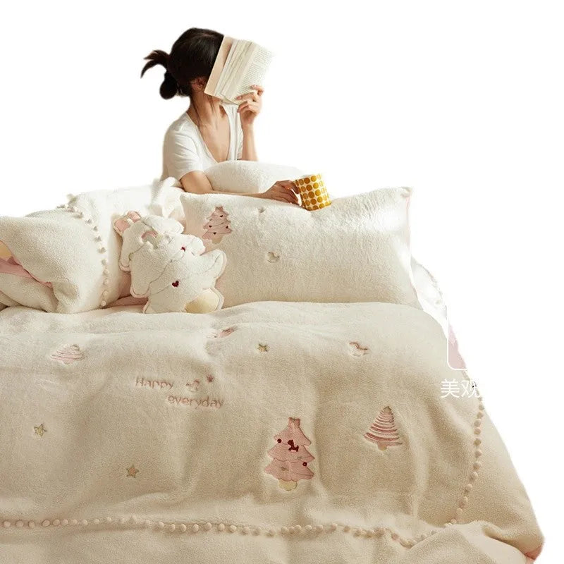 Green Christmas Tree pattern milk fibre bedding four-piece set with quilt cover and pillowcases