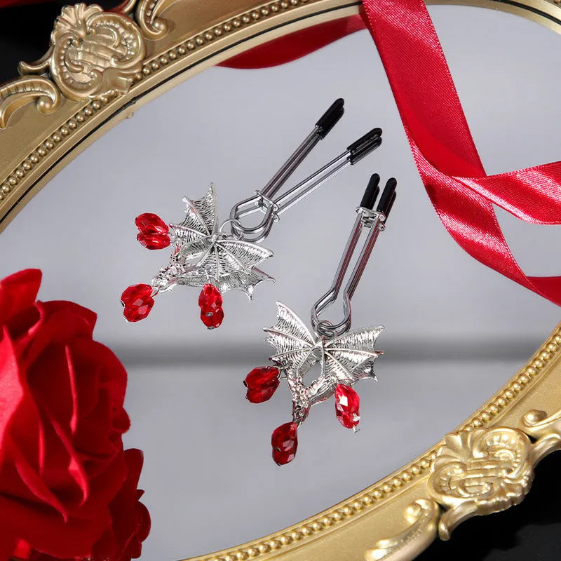 Silver alloy diamond bat nipple clamp with adjustable pressure and ruby bat clip design