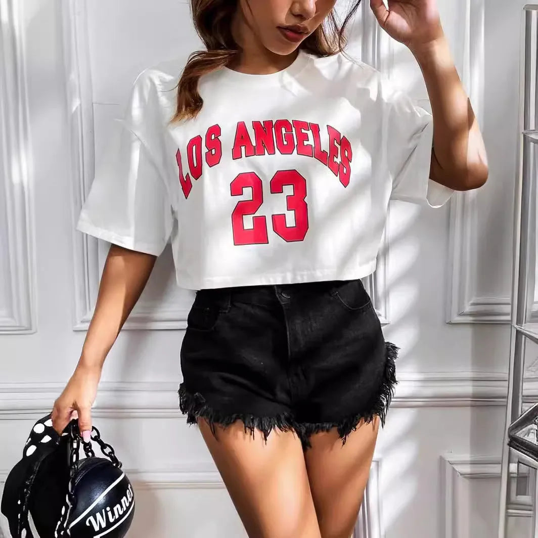 Personalised English letters cotton T-shirt with loose fit and exposed navel detail in black or white colours