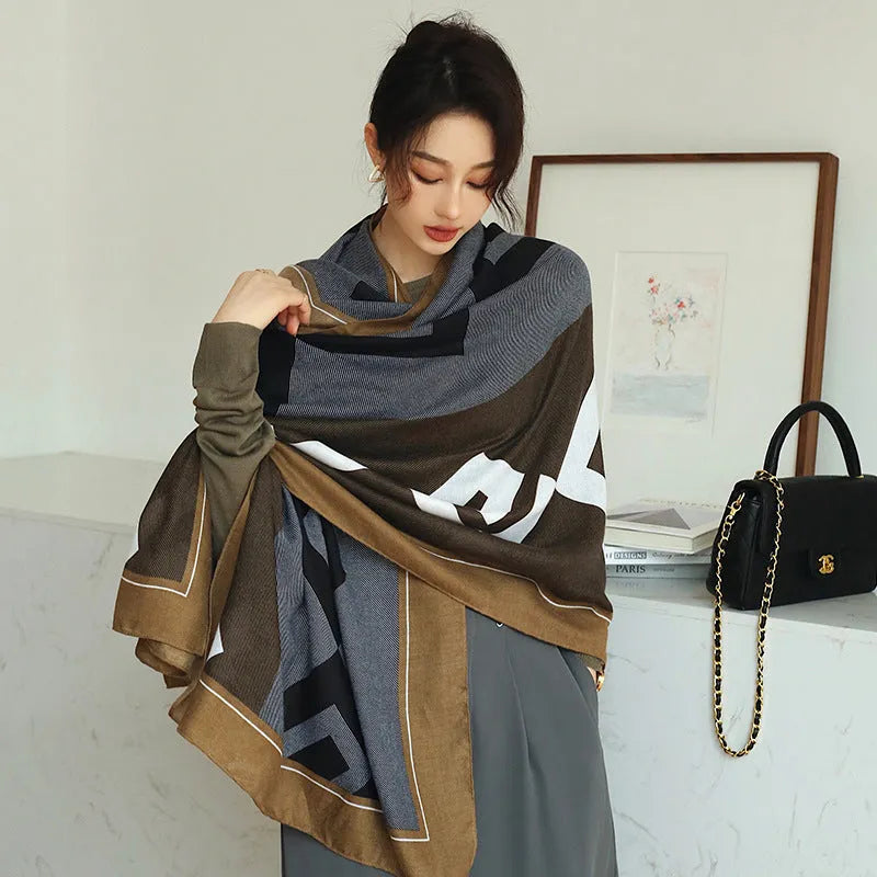 Polyester women's printed shawl scarf with vintage patterns measuring 180 x 90 cm