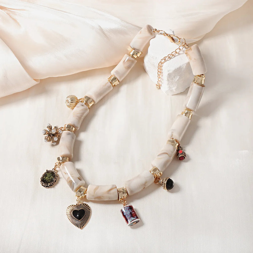 Heart-shaped resin bamboo necklace for women with electroplating finish in picture colour