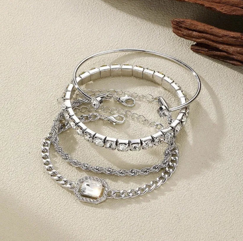 Women's retro geometric alloy bracelet set with four matching jewellery pieces in gold colour