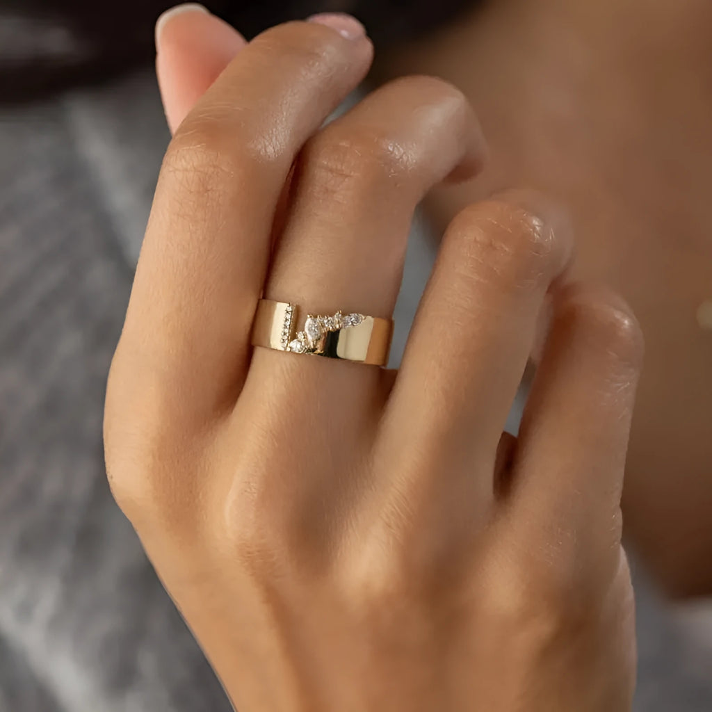 Gold-coloured women's ring with zircon accents on copper base, showing electroplated finish and personality style design.