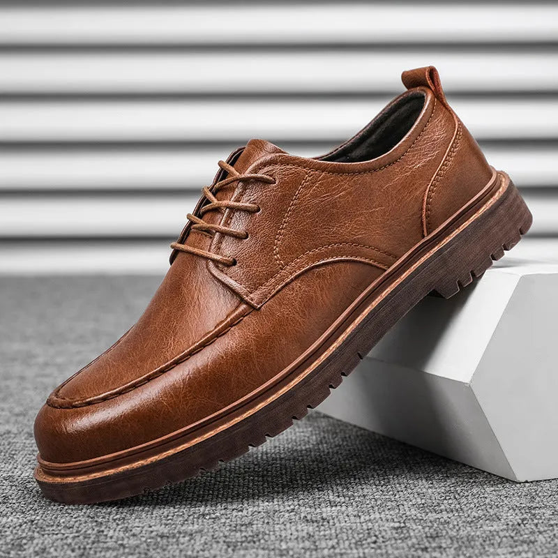 Men's black and brown casual leather shoes with round toe and flat rubber sole