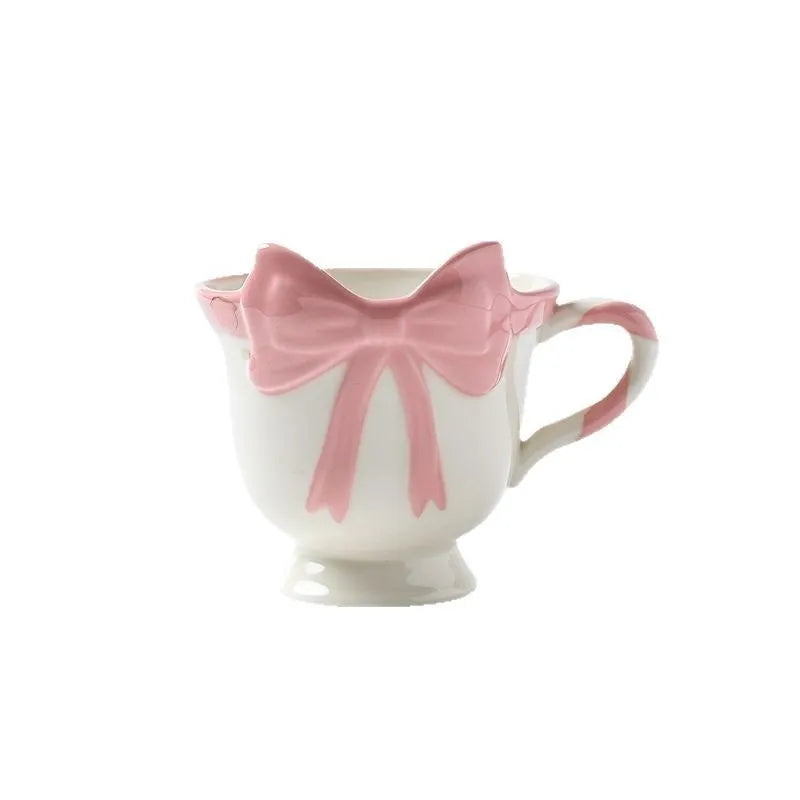 Ceramic mug with heart bow design in black pink colour, 400ml capacity