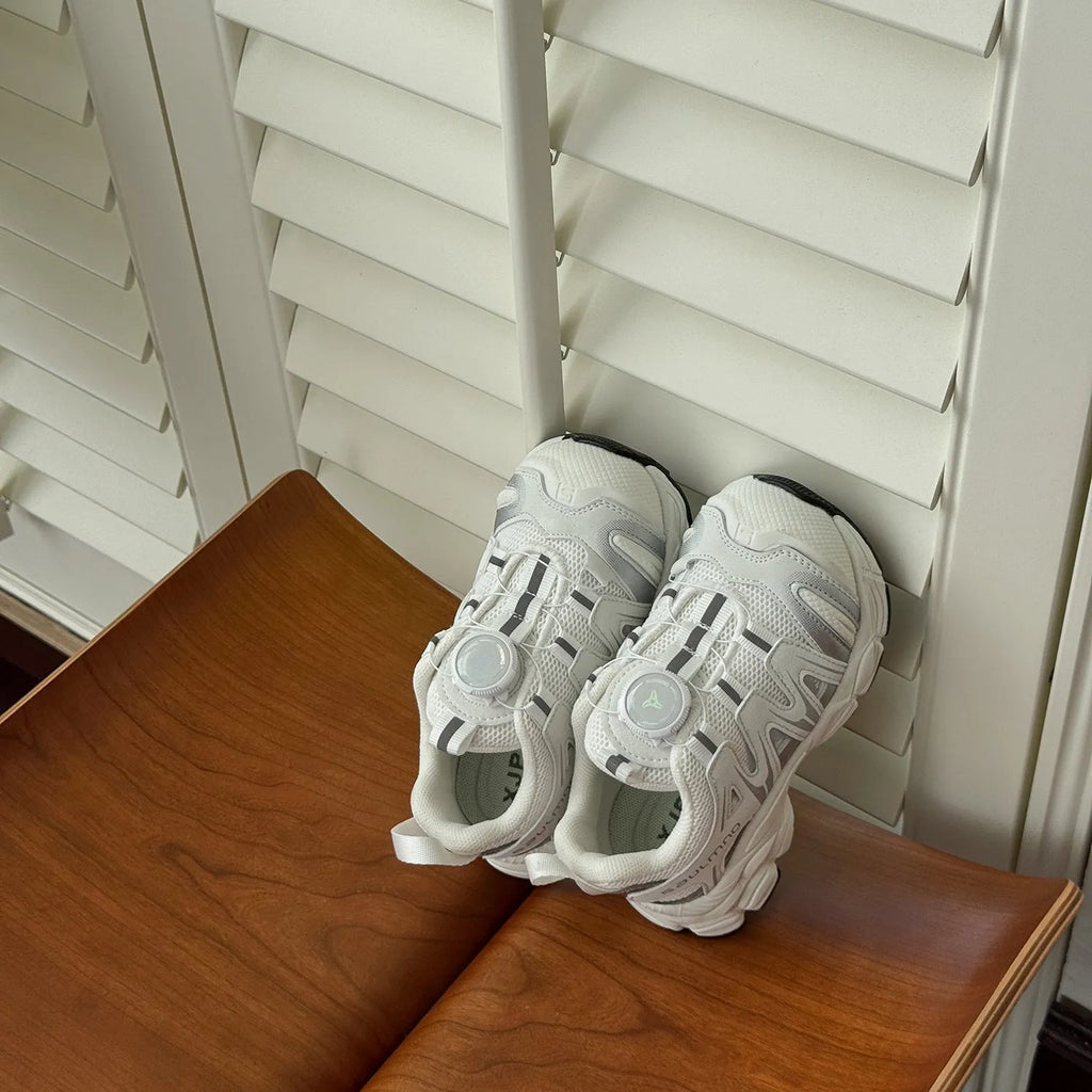 Lightweight breathable casual shoes in beige, black, and pink colours.
