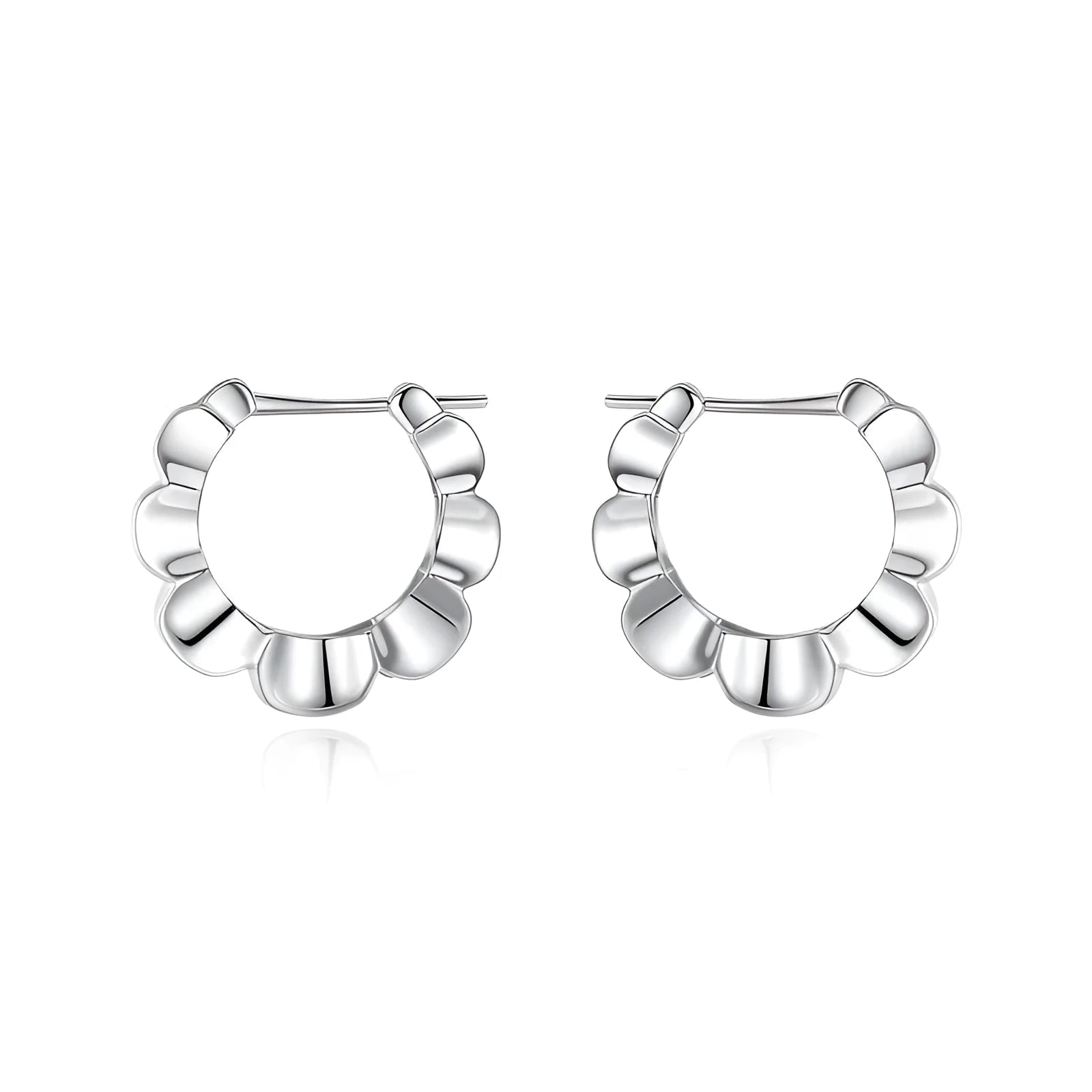 Geometric sterling silver earrings with round elements and electroplated finish