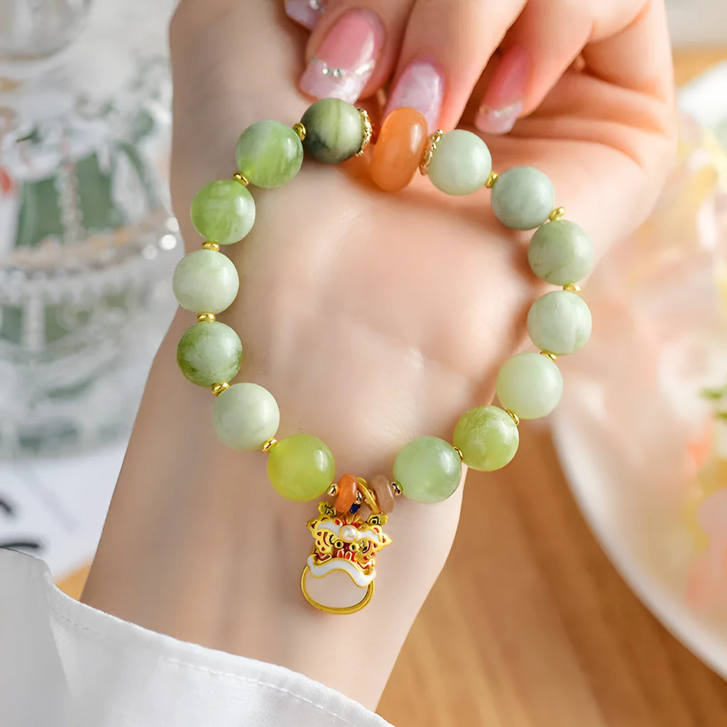 Green milk-in-water Xingshi jade pendant bracelet with geometric shape on 10mm women's retro bracelet