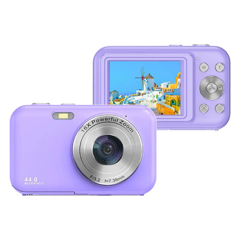 Children's digital camera with 2.4-inch screen in black, green, pink, or purple colours