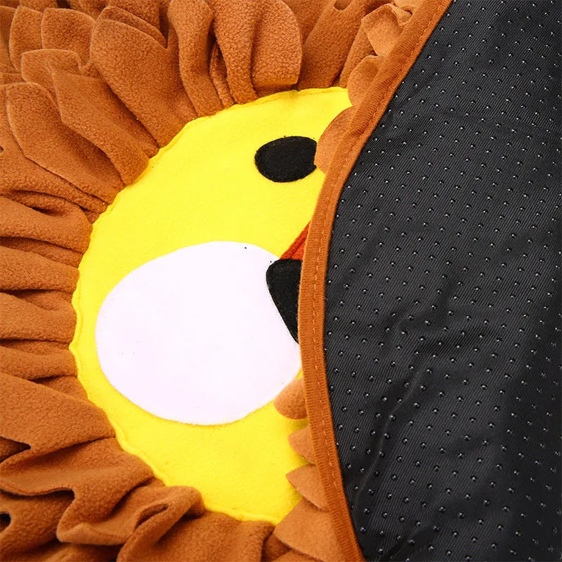 Brown lion pattern pet sniffing pad blanket for dogs and cats, measuring 33 by 25 centimetres.