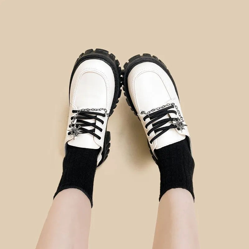 Women's preppy JK style loafers with cross strap and round toe in Duke Asterism colour