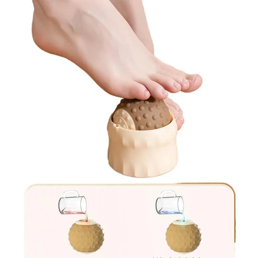 Massage ball set with cold and hot compress functionality for foot massage and muscle relaxation therapy