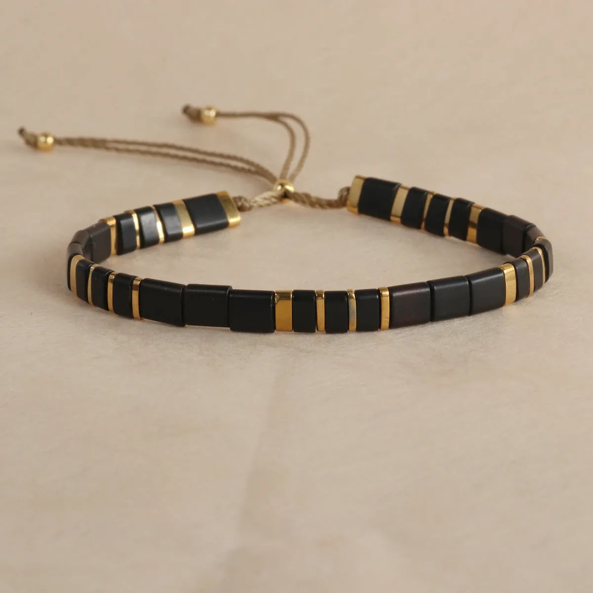 Geometric glass and coloured glaze beaded bracelet in five colour options