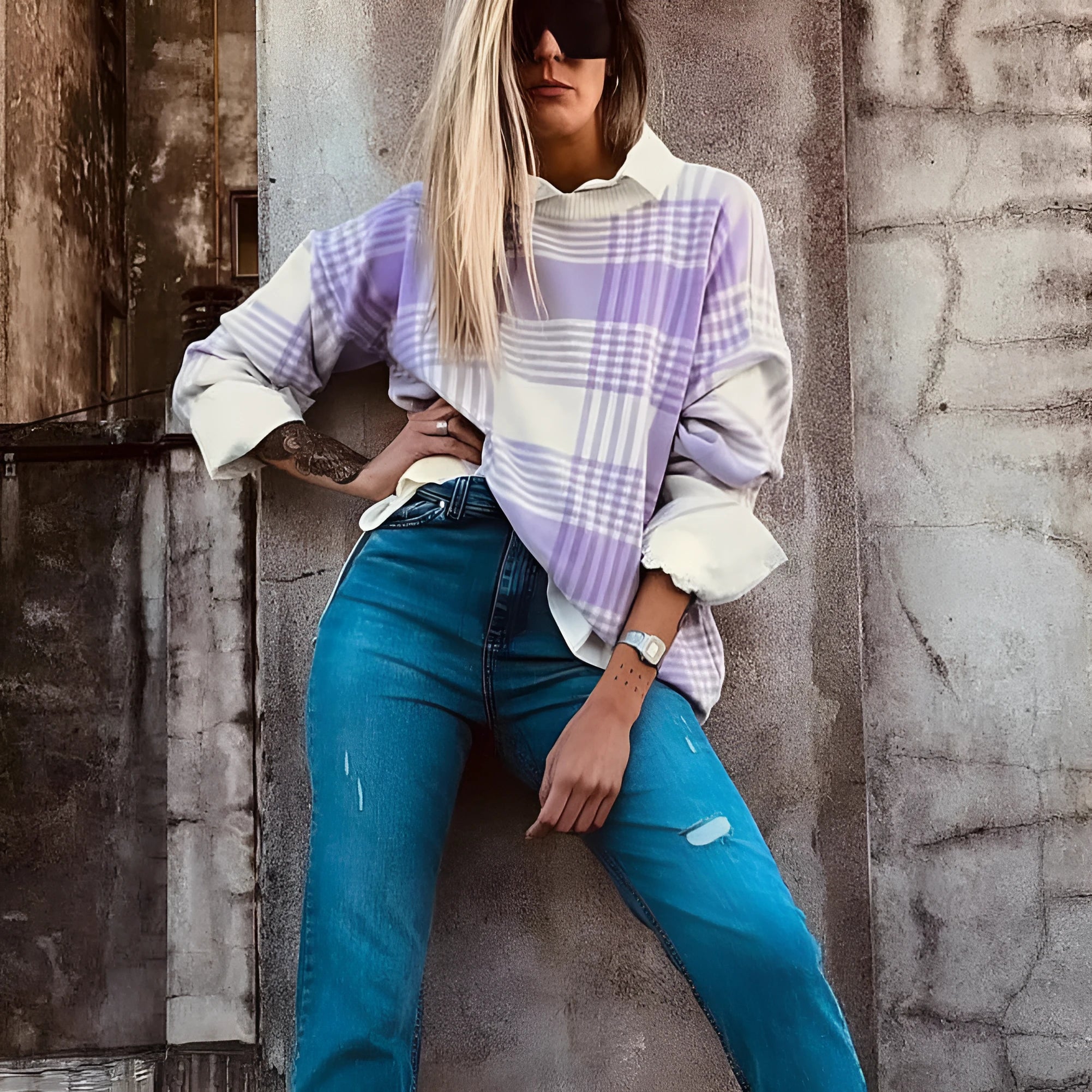 Lilac plaid print loose fit ladies jumper with V-neck and ribbed trim on collar and cuffs