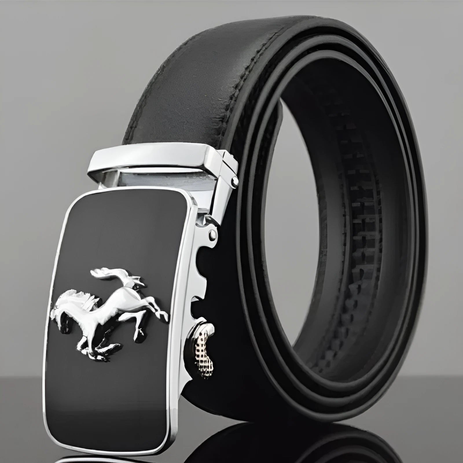 Men's automatic buckle leather belt in cowhide with stainless steel buckle