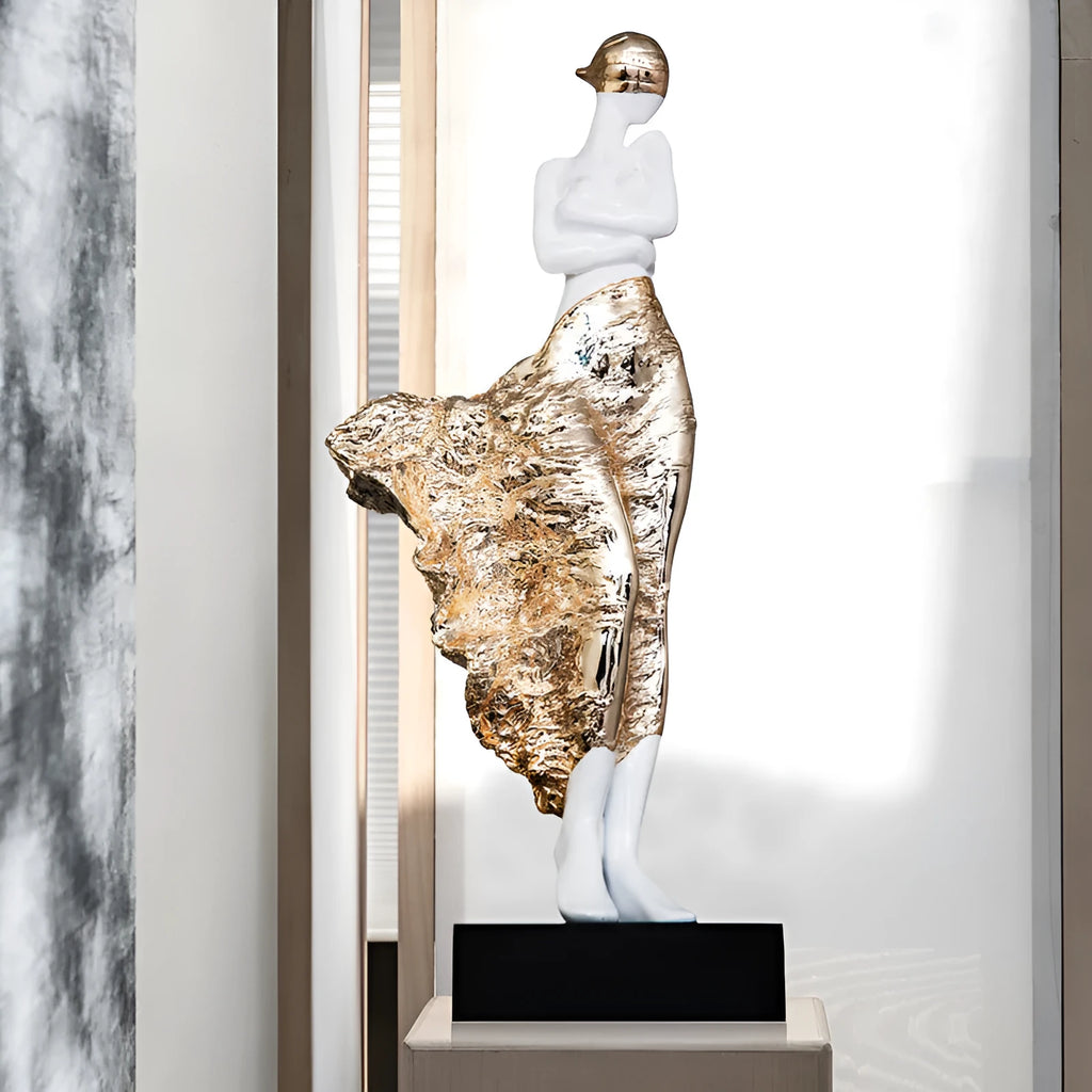 48cm natural resin sculptured ornament in modern simplicity style with metallic finish